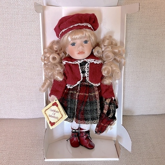 Collectors Choice • New in Box Porcelain Doll - Picture 6 of 7